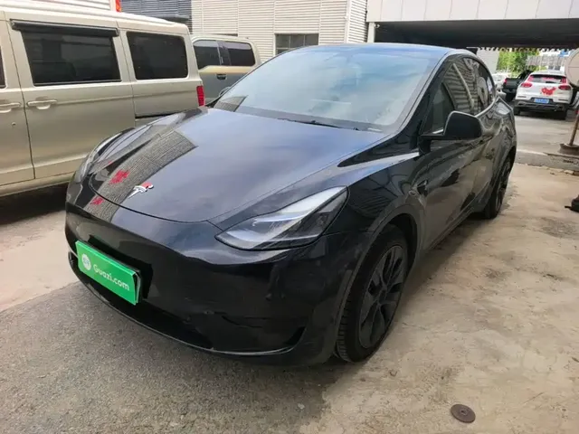 Tesla Model Y 2024 Rear-Wheel Drive Version