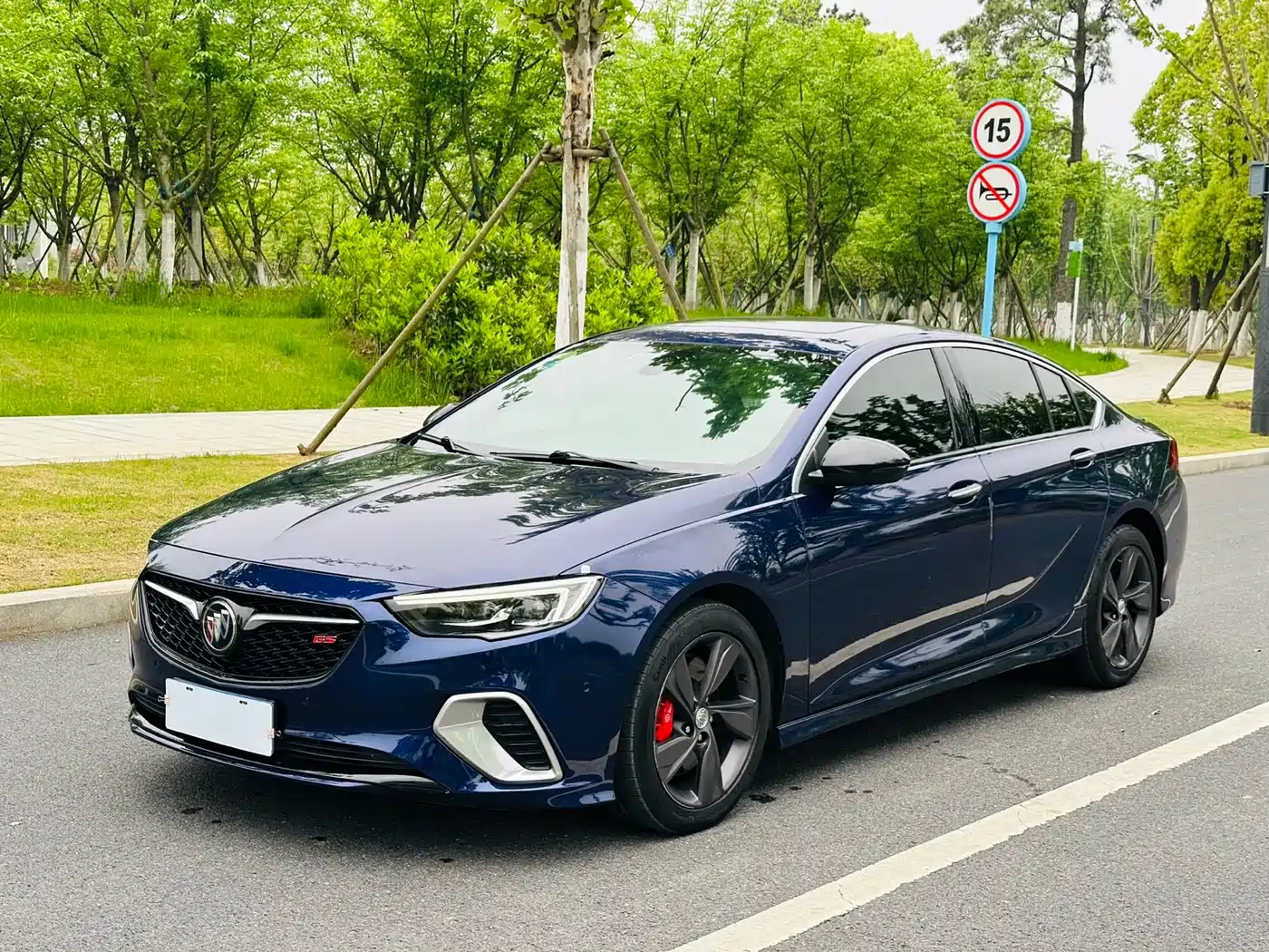 Buick Regal 2019 GS 28T Premium China VI