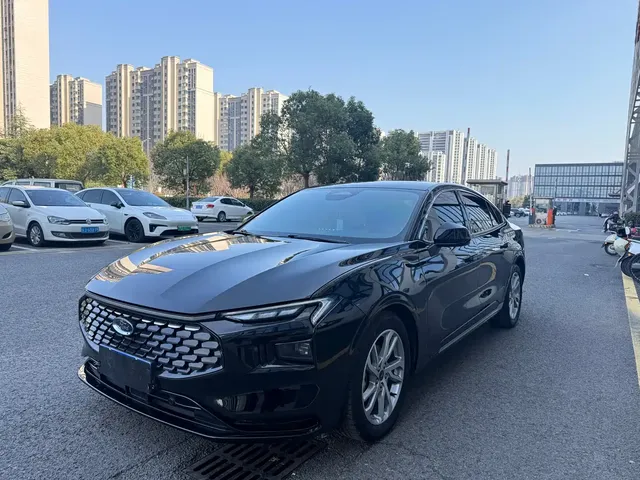 Ford Mondeo 2023 EcoBoost 245 Luxury