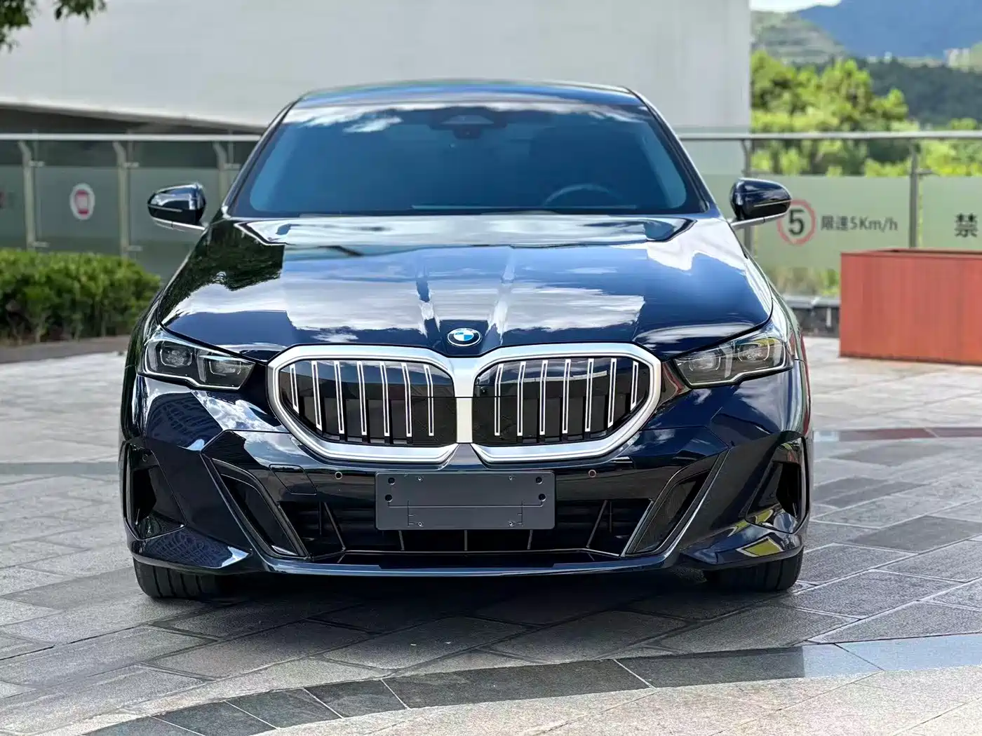 BMW 5 Series 2026 530Li Leading M Sport Package