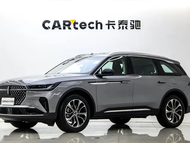 Lincoln Nautilus 2023 2.0T 4WD Prestige Edition