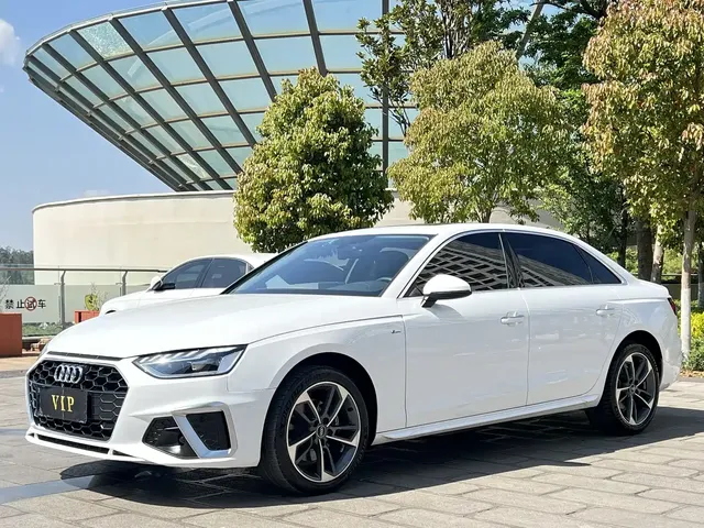 Audi A4L 2022 40 TFSI Fashion Dynamic