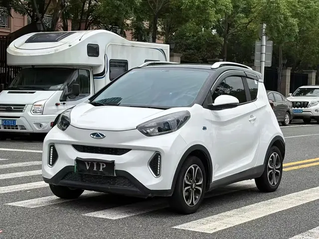 QQ New Energy Little Ant 2019 4-Seater Smart Flash Edition 30.6kWh