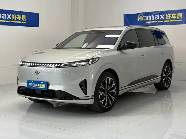 Dongfeng Yipai eπ008 2026 6-seater EREV Family Joy Edition