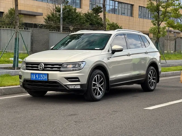 Volkswagen Tiguan L 2018 330TSI Automatic 2WD Luxury Edition