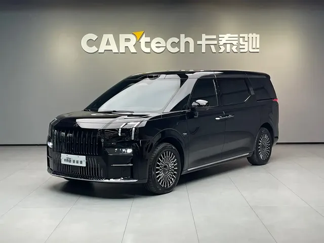 ZEEKR 009 2024 6-seat Executive AWD 108kWh