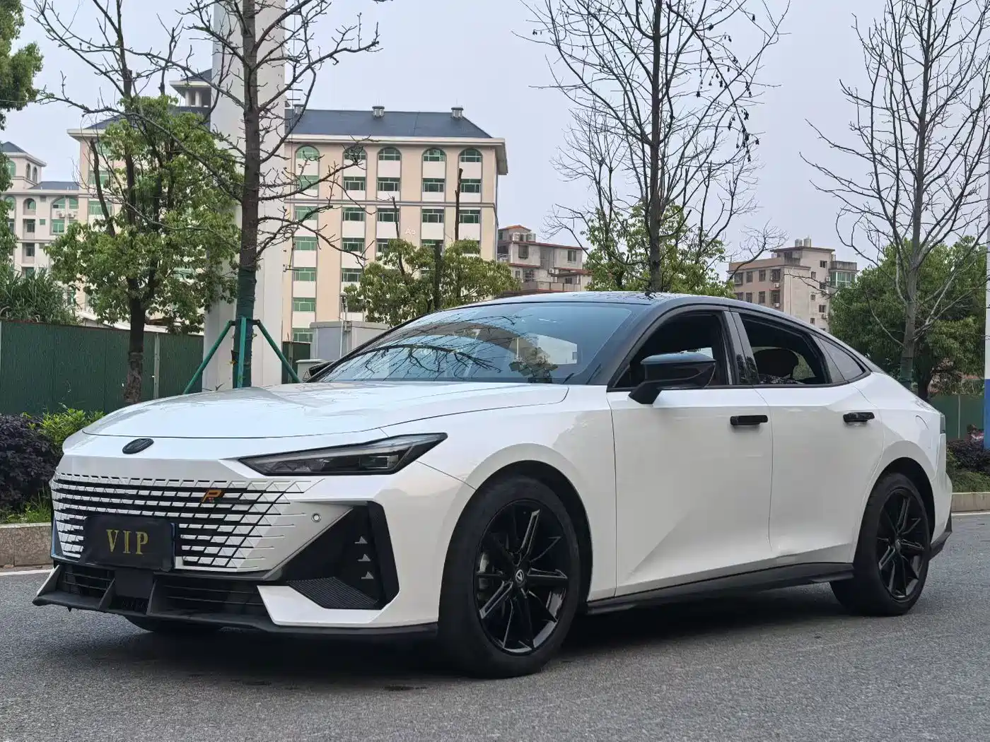 Changan UNI-V 2023 1.5T Premium Edition