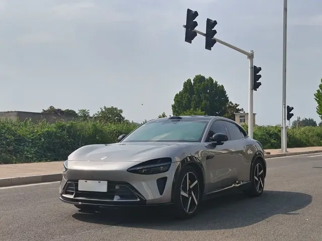Xiaomi Auto Xiaomi YU7 2025 Extended Range AWD Pro