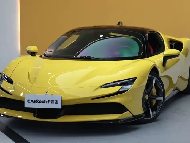 Ferrari SF90 2020 3.9T V8 Stradale