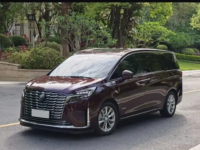 Buick GL8 2023 Avenir 6-Seater Executive Edition