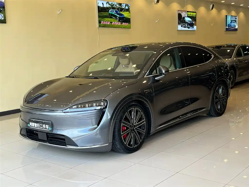Zhijie Luxeed R7 2025 Extended Range 331km Ultra