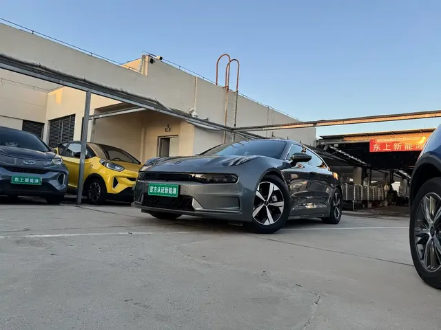 ZEEKR 001 2023 WE Edition 100kWh