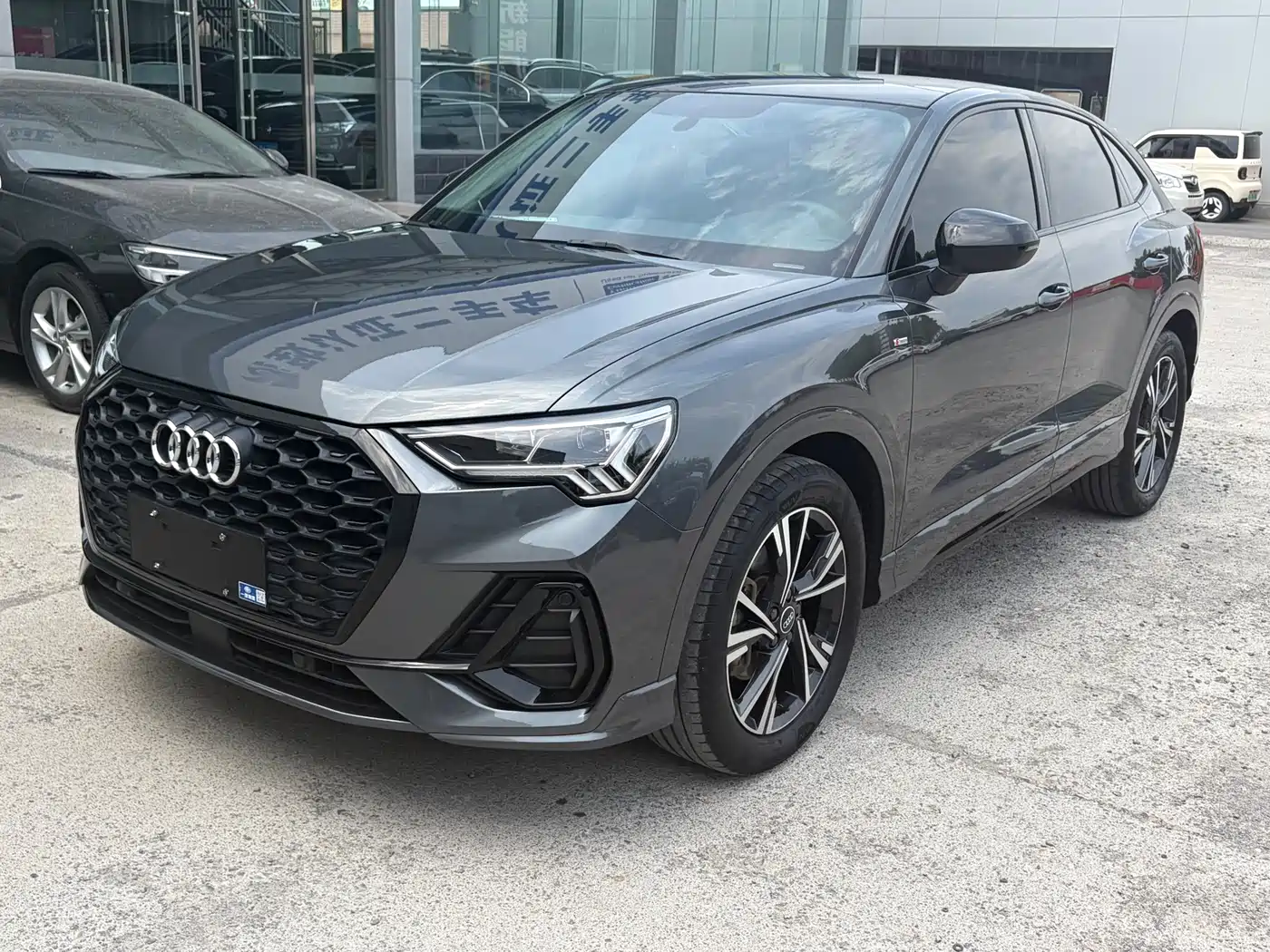 Audi Q3 Sportback 2022 Model 40 TFSI RS Kit Speed Edition