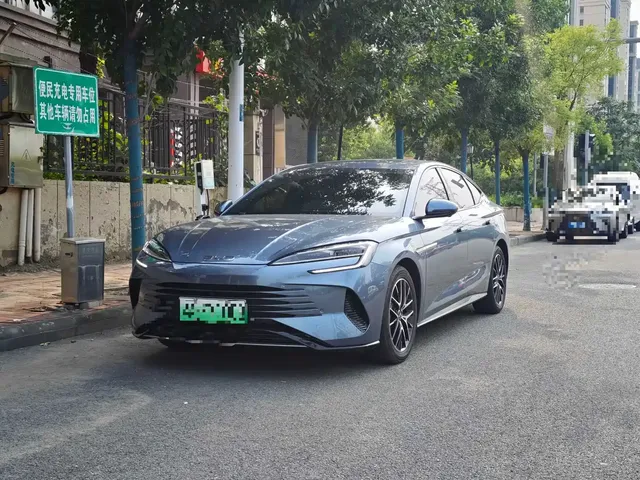 BYD Seal 2024 Glory Edition DM-i 1.5L 121km Luxury