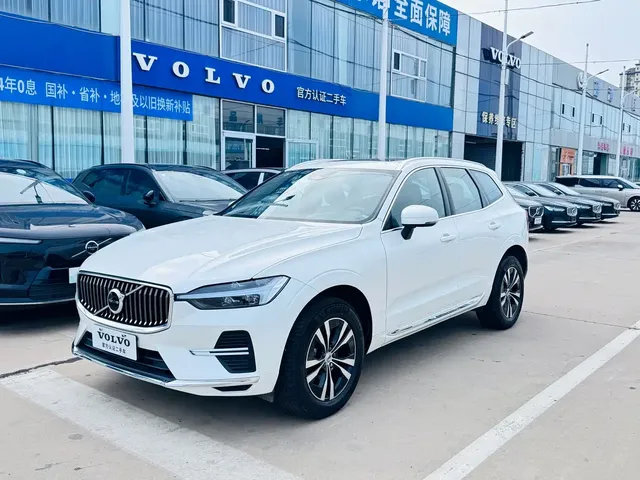 Volvo XC60 2025 B5 AWD Smart Luxury Edition