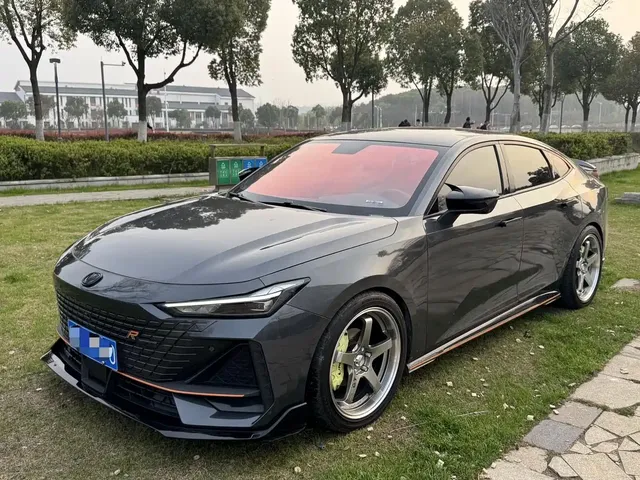 Changan UNI-V 2022 1.5T Sport Edition