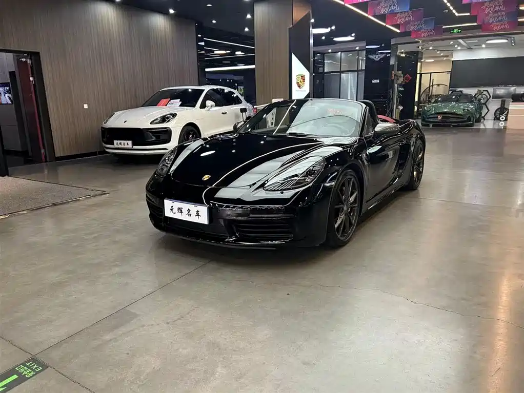 Porsche 718 2019 Boxster T 2.0T