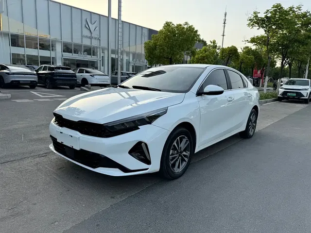 Kia K3 2023 Model 1.5L CVT Luxury Edition