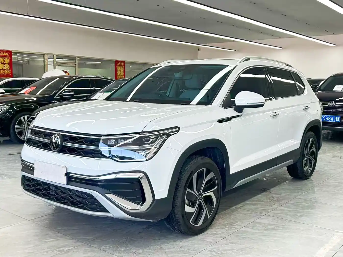 Volkswagen Tharu 2024 300TSI 2WD Full Moon Edition