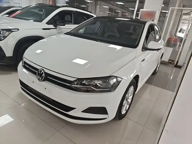 Volkswagen Polo 2023 Plus 1.5L Automatic Colorful Tech Edition