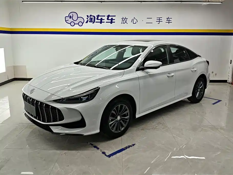 MG 5 2025 180DVVT Global Luxury Edition