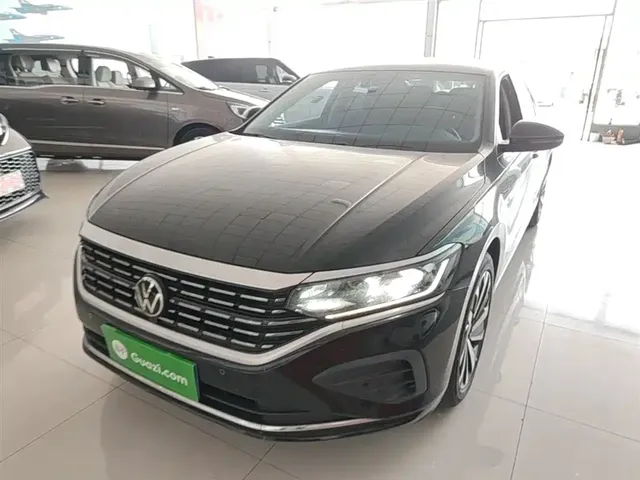 Volkswagen Passat 2025 Outstanding 380TSI Dragon Soaring Edition