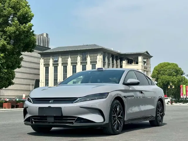 BYD Han 2025 DM-i 125KM LiDAR Smart Driving