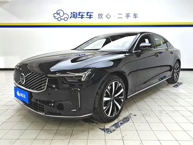 Volvo S90 2026 B5 Zhiyi Luxury Edition