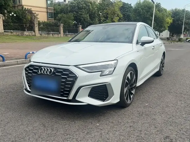 Audi A3 2024 Model A3L Limousine 35 TFSI Fashion Sport