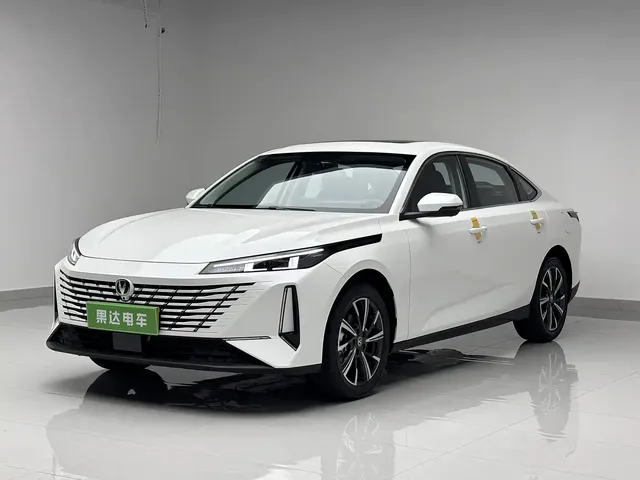Changan Eado 2025 Blue Whale 1.5T 500Bar Premium