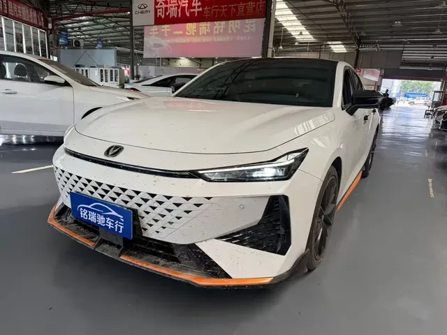 Changan UNI-V 2024 1.5T Deluxe Sport