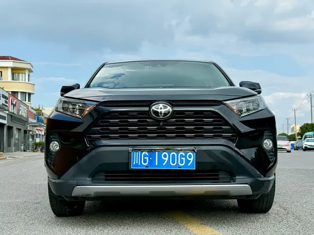 Toyota RAV4 Rongfang 2020 2.0L CVT 2WD Fashion PLUS
