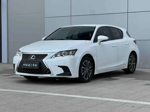 Lexus CT 2017 CT200h Elite Edition Monochrome China V