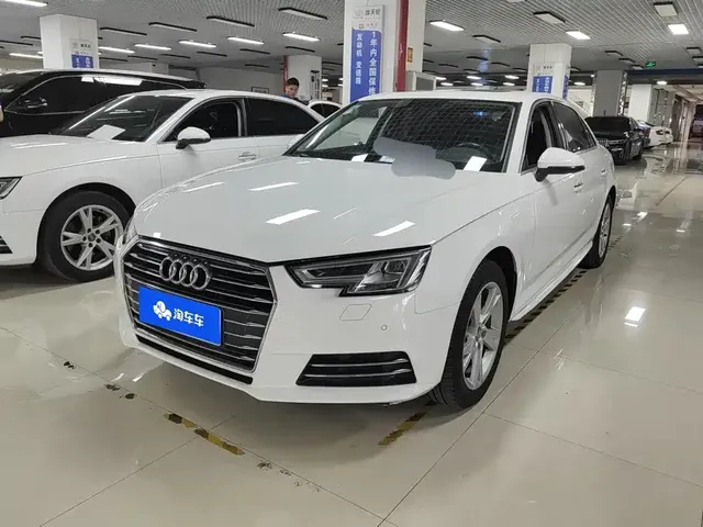 Audi A4L 2018 30th Anniversary 40 TFSI Progressive