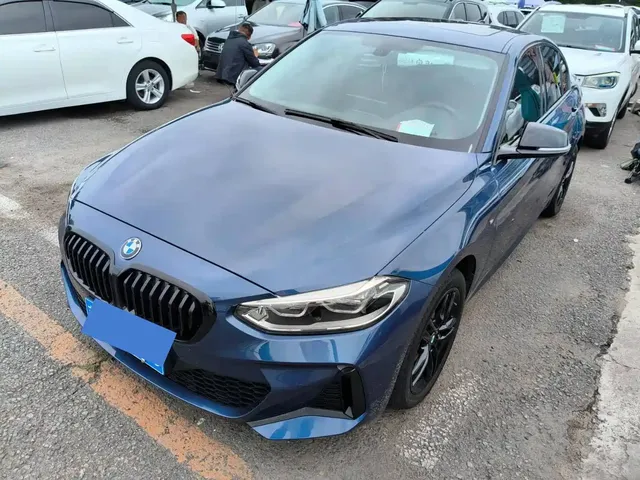 BMW 1 Series 2021 120i M Sport Shadow Edition