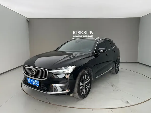 Volvo XC60 2023 B5 AWD Smart Luxury Edition