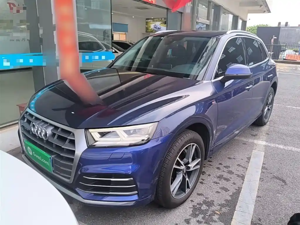 Audi Q5L 2020 Facelift 40 TFSI Honor Fashion
