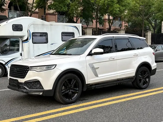 Zotye T800 2018 2.0T Automatic Luxury Smart Connection 7-seater