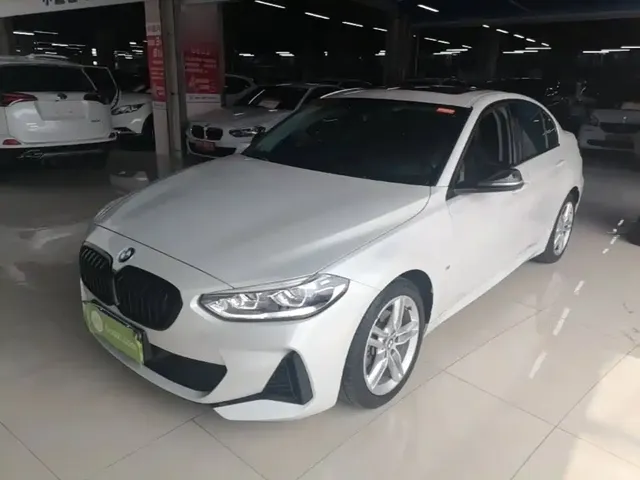 BMW 1 Series 2021 120i M Sport Shadow Edition