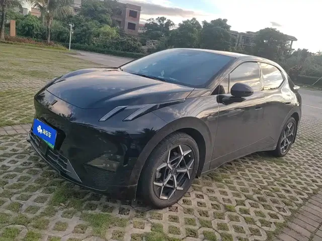 Lynk & Co Z20 2025 530km RWD Pro