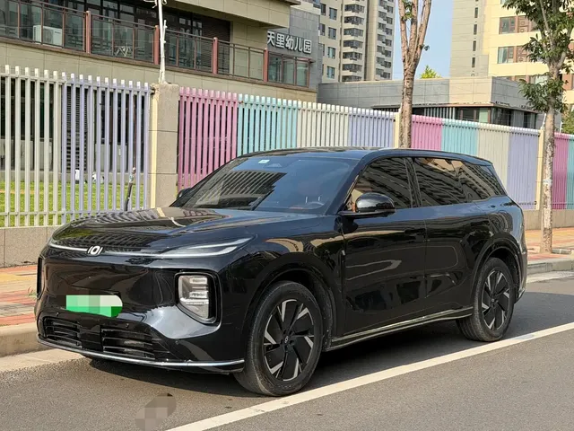 Changan Qiyuan Q07 2025 Model 215 Premium Edition