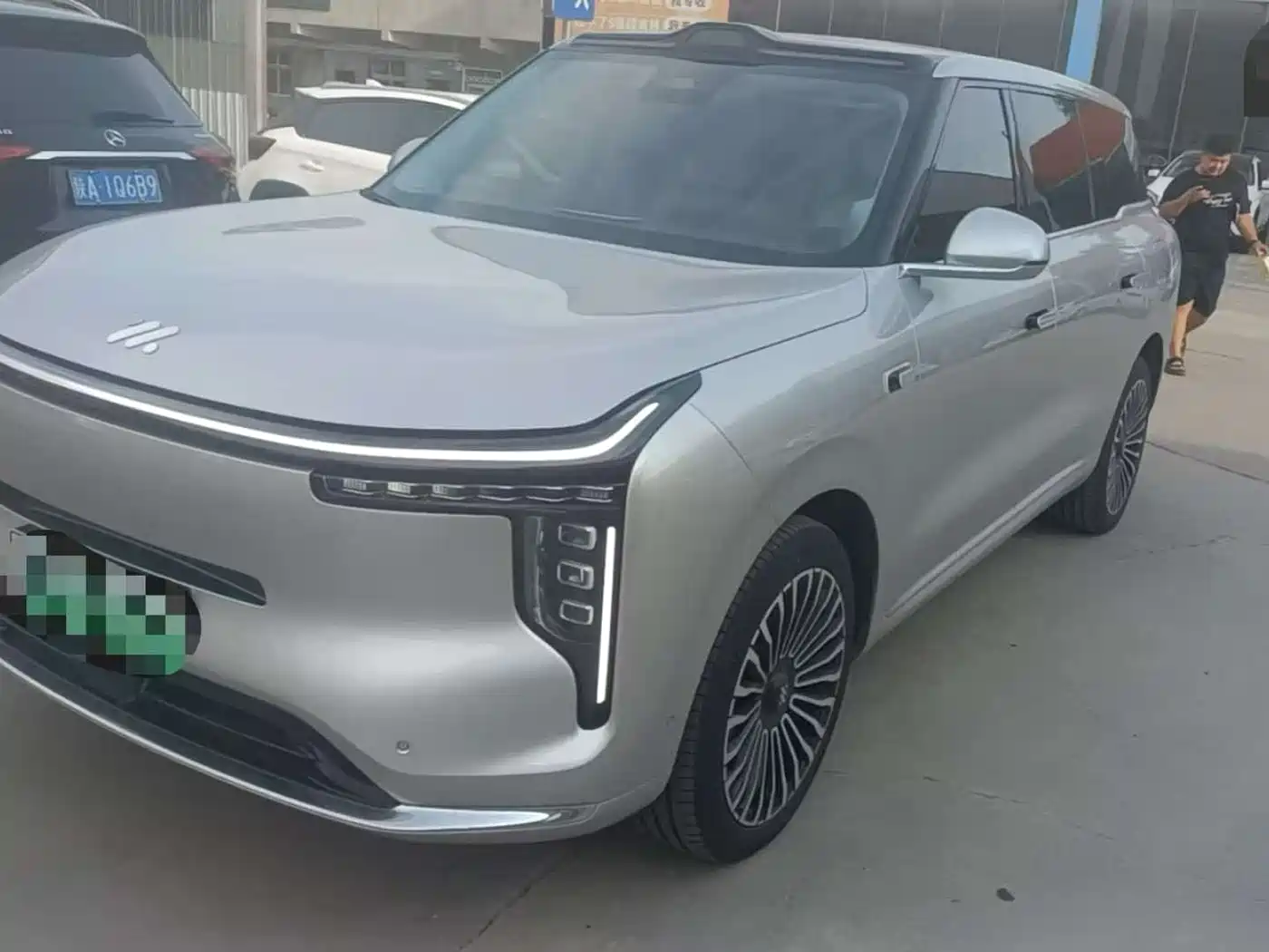 IM Motors IM LS9 2026 Model 52kWh Base Version
