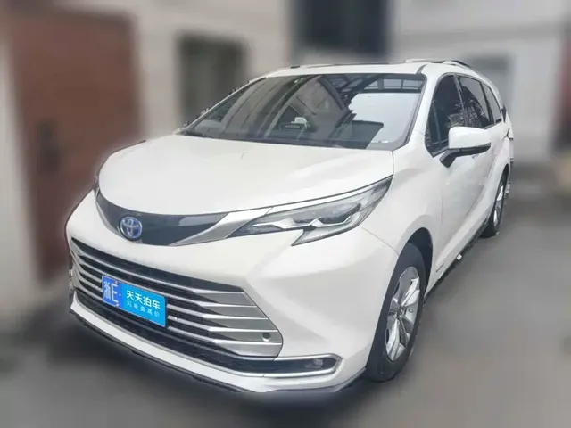 Toyota Sienna 2021 2.5L Hybrid Platinum Edition
