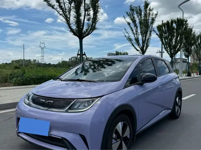 BYD Dolphin 2023 420km Fashion Edition