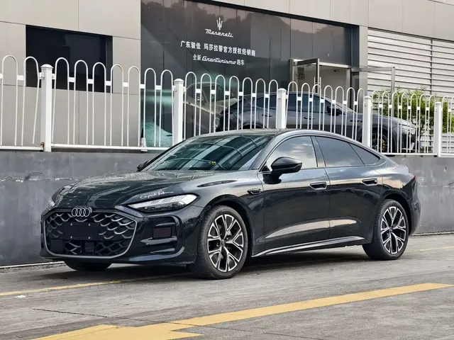 Audi A5L Sportback 2025 2.0T Smart Leader