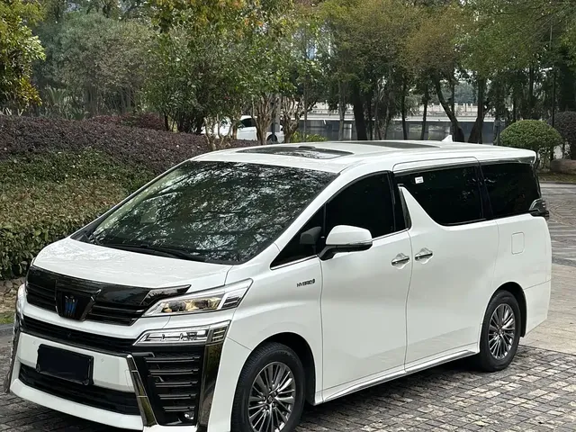 Toyota Vellfire 2023 Crown Hybrid 2.5L HV Ultimate