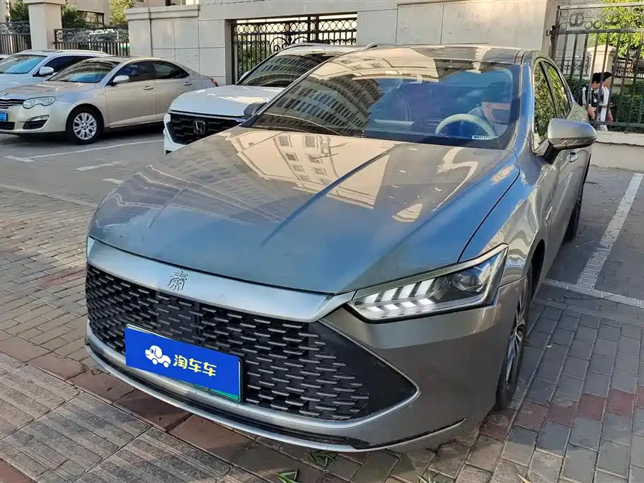BYD Qin PLUS 2021 DM-i 55KM Flagship