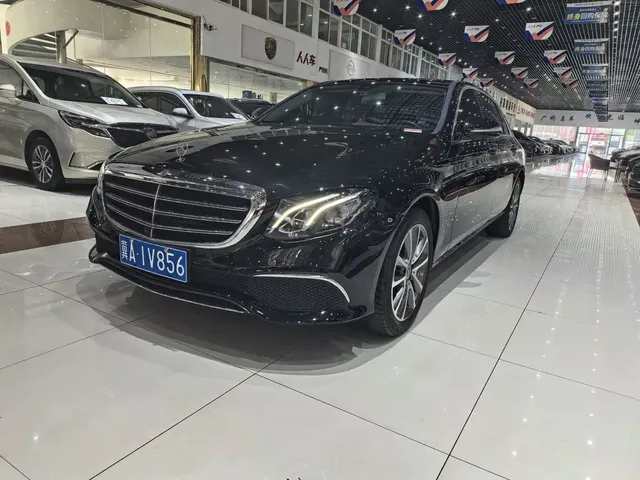 Mercedes-Benz E-Class 2019 E 300 L Fashion