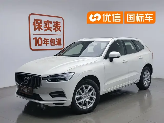 Volvo XC60 2021 T5 AWD Momentum