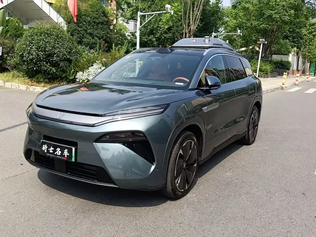 BYD Tang L 2025 DM 175KM Drone Player Edition